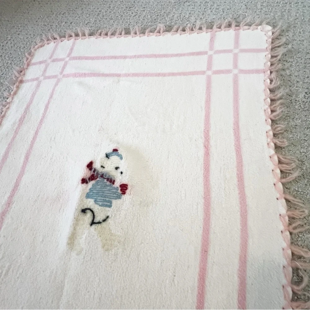 Baby Pepperell Pink Crib Blanket Tufted Bear Fringe Baby Girl Vintage 50s 60s
